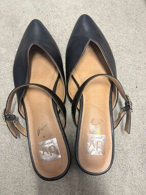 Dolce Vita Black Faux Leather Pointed Toe Mary Jane Flats Shoes Size 9